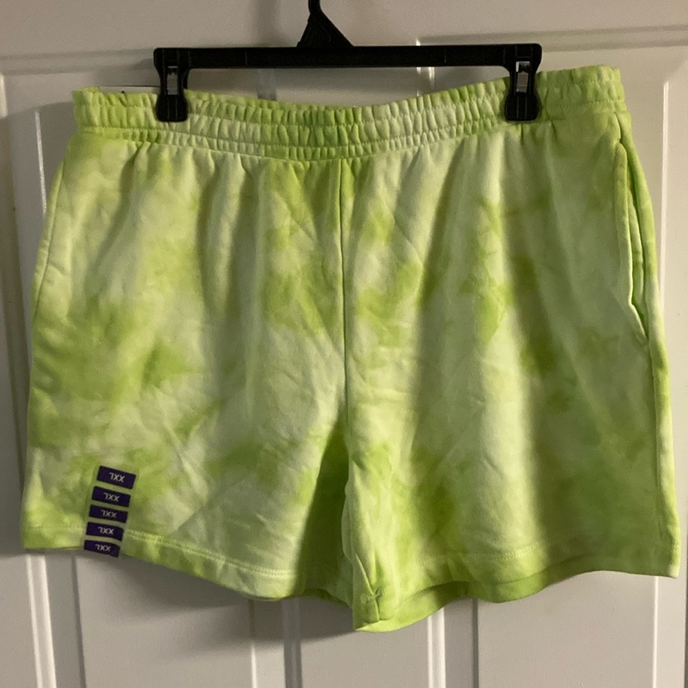 Tie-Dye Women's Shorts in Green